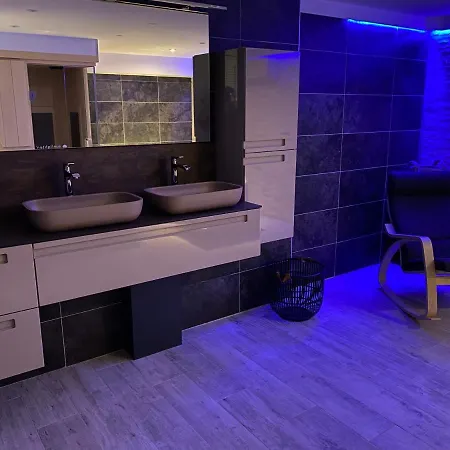 Little Boheme, Luxe, Piscine, Spa, A Pied, Port Βίλα